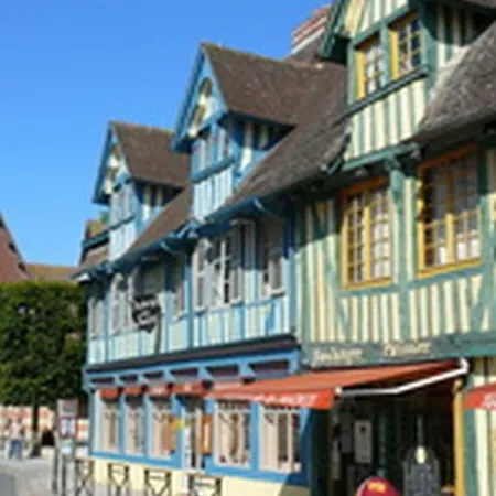 Holiday home Le Domaine De La Corniche St2
